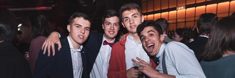Adri @adrianbenito47 cover picture