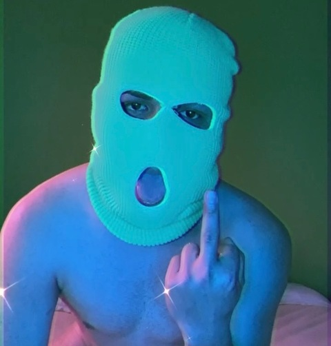 Chico on fire @alex_onfireok cover picture