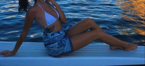 Anna @annawilliams cover picture