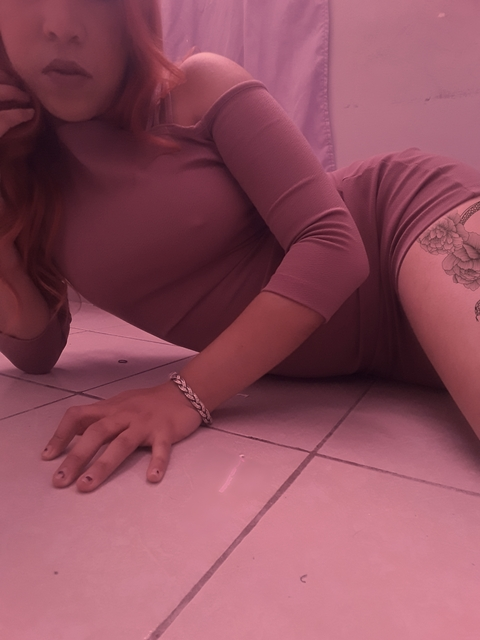 Ann Red @annred cover picture