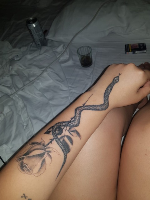 Alexia @baaaabbbyy cover picture