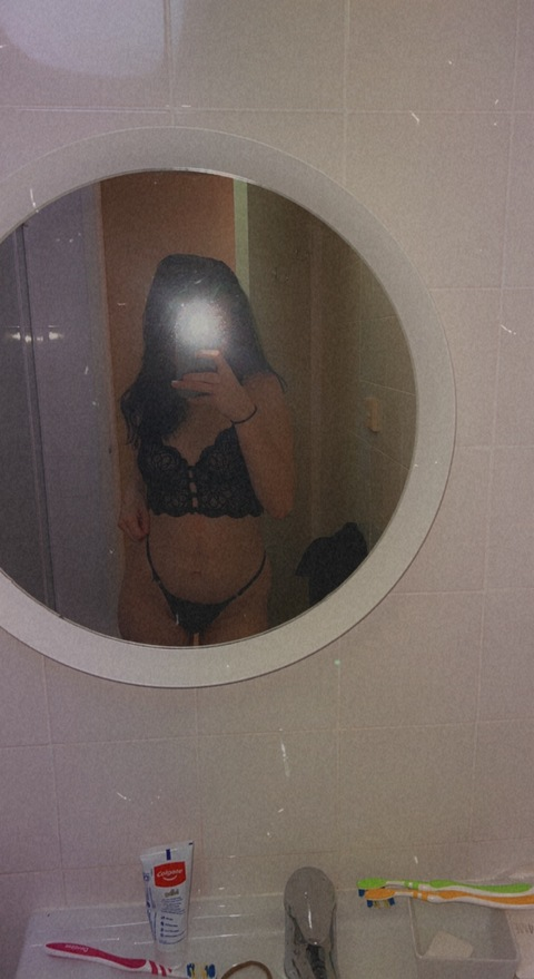 Mackenzie @baby_girlzx cover picture