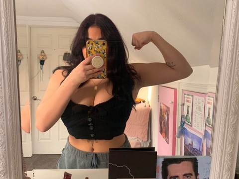 baby misato @babymisatogf cover picture