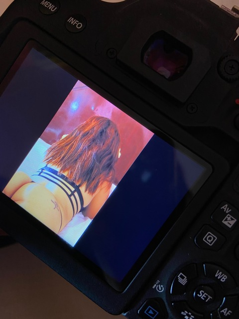 Evelyn @babymoreno07 cover picture