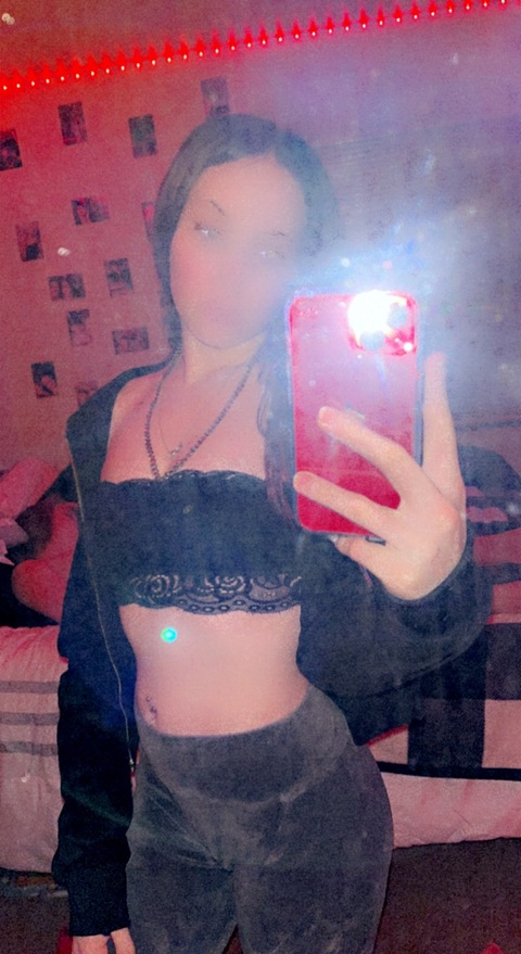 Babydoll444 @babyr444 cover picture