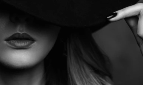 BellaLv @bellalv cover picture