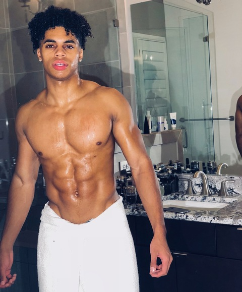 Chill @benjithechow cover picture