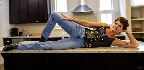 Beth McKenna @bethmckenna cover picture