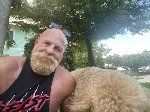 BigDewitte @bigdewitte cover picture