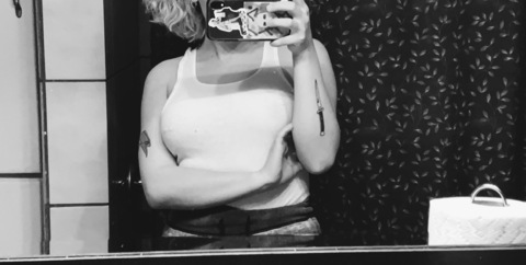 bunny💙 @blubunny cover picture