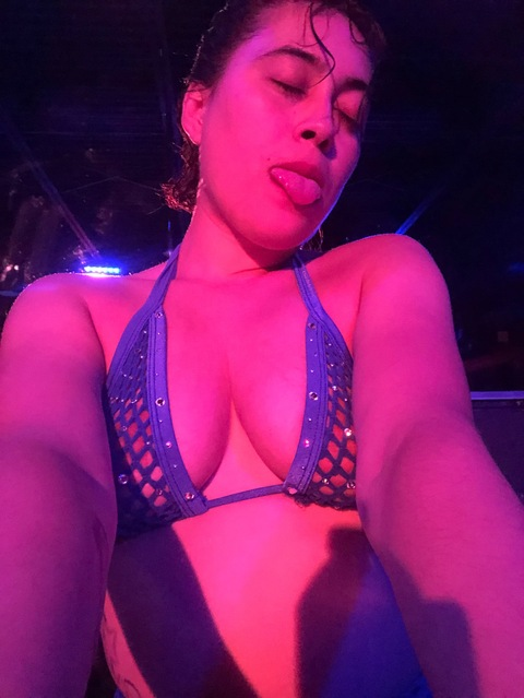 Blu wavy @blupromise cover picture