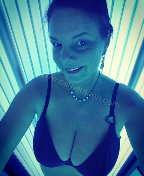 Carriemoon @carriemoon cover picture