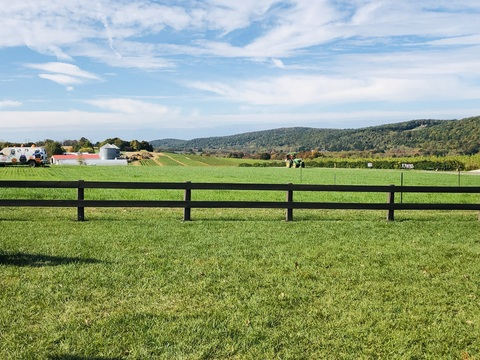 Celeb @celeb cover picture