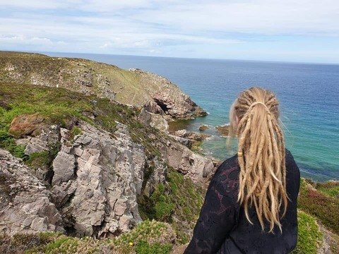 Chaly @chaly85 cover picture