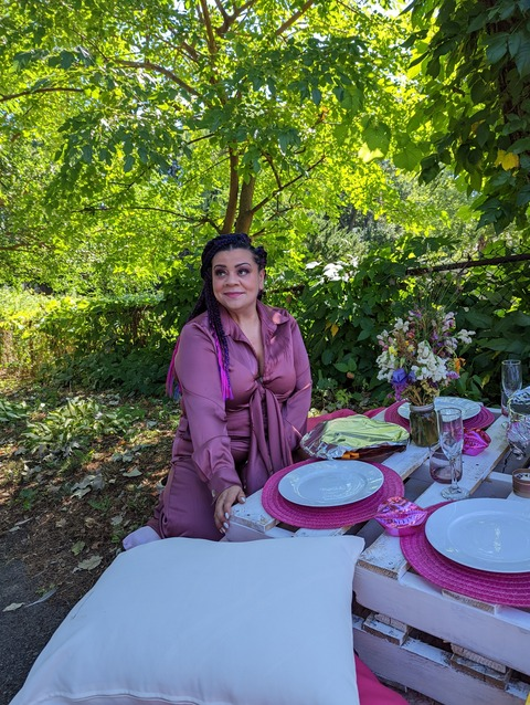 Chelsea Cam @chelseacam cover picture