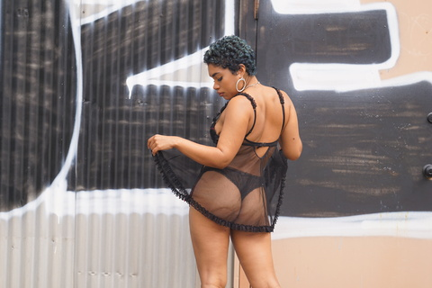Desiree Snow @cocoamoneybag cover picture