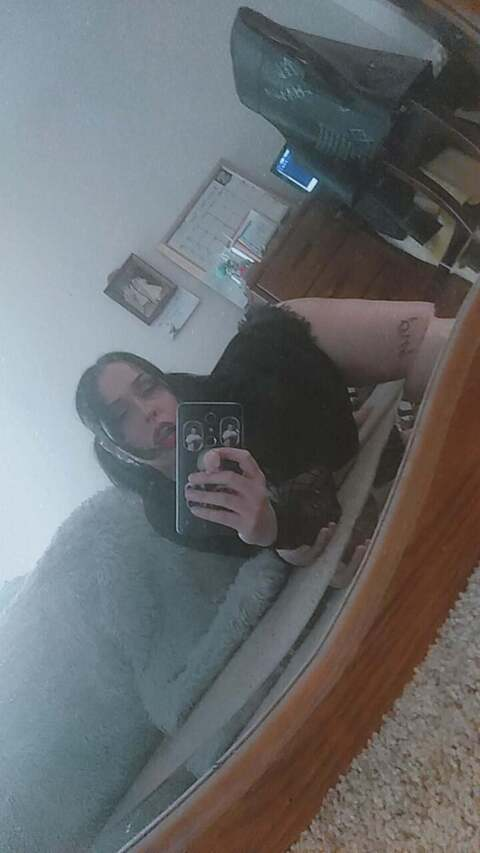 Tiffany @creepxxqueen cover picture