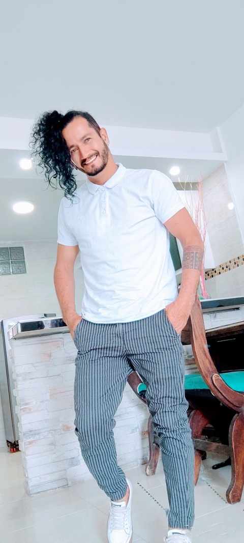 Crespito @crespitos cover picture