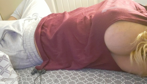 Crissy @crissyj7 cover picture