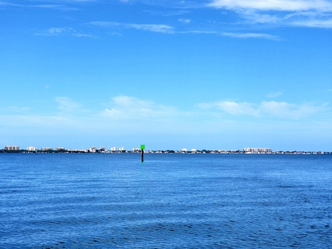 Chris 🌞😎🌴🏖🌊 @crkndrck cover picture