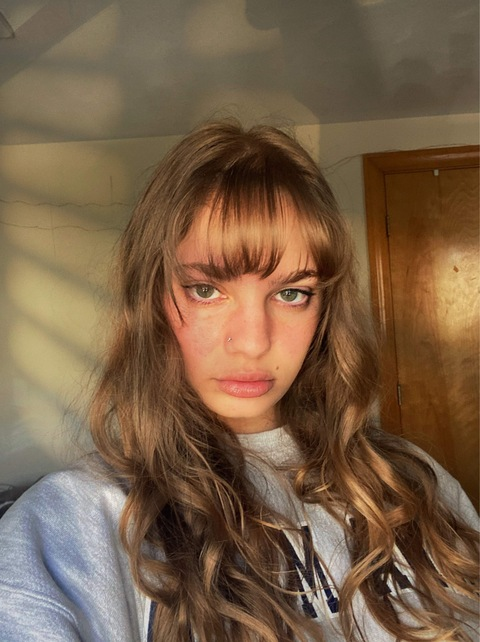 Daisy Drew @daisydrew cover picture