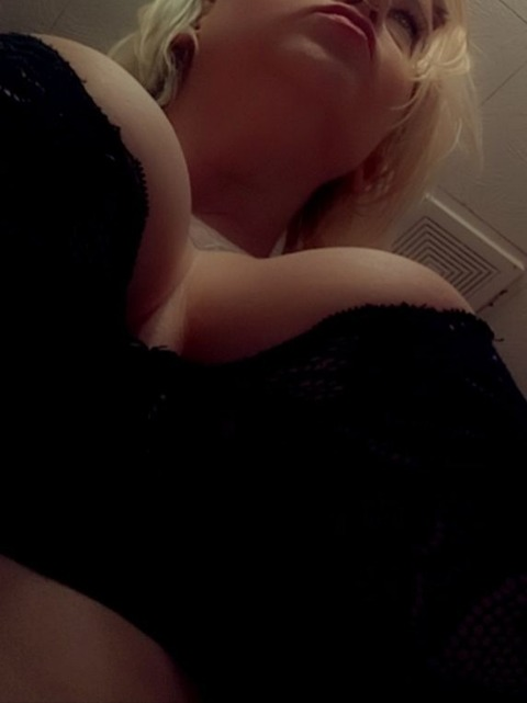 Danie @daniedear91 cover picture