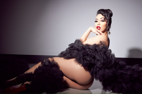 Delilah DuBois @delilahdubois cover picture