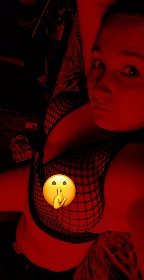 Kitten @demonqueen952 cover picture