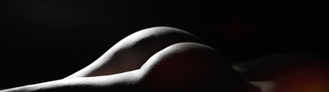Elle @eeziss cover picture
