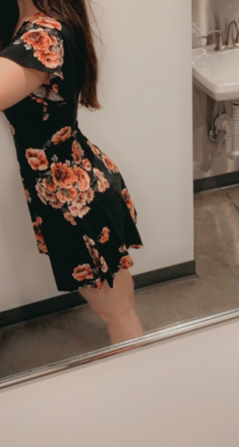 Emily @em_c23 cover picture