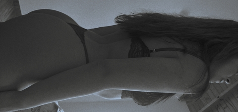 Malena Almirall @emebbeonly cover picture