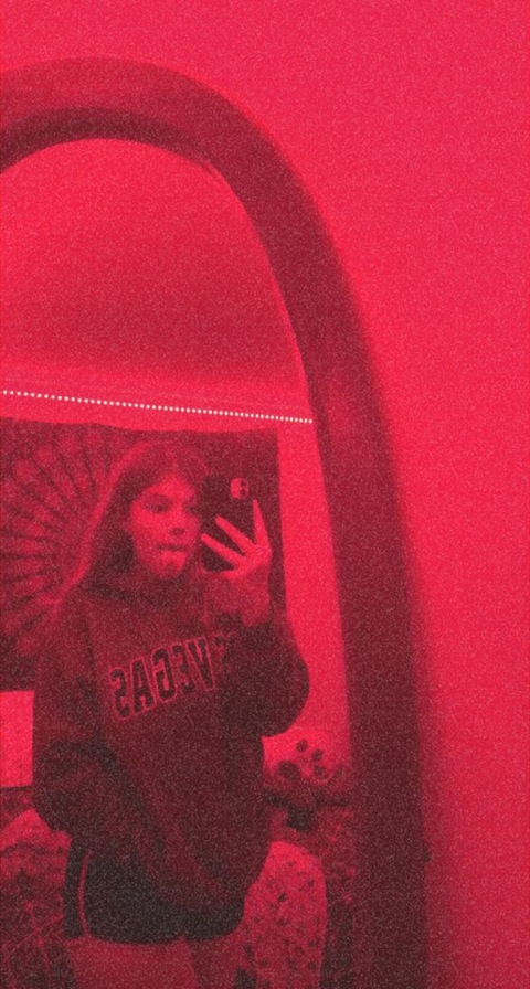 Emily Miller @emily_miller cover picture