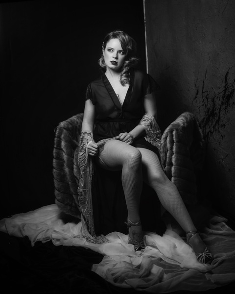 Eliza🕷 @enchantingeliza cover picture