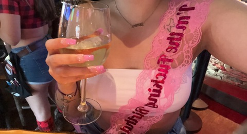 TheErinDenisee @erindenisee cover picture