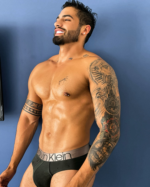 Escking @escking cover picture