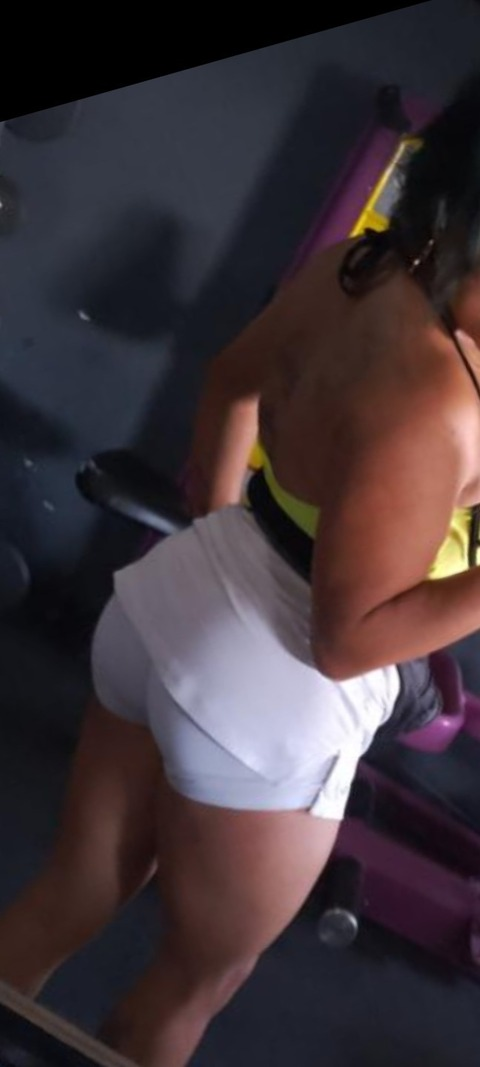 Esmeralda @esmeraldarubi696 cover picture