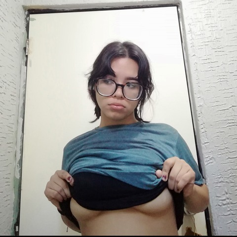 evee evee @eveevee cover picture