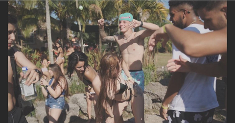 Jen @famoussjenn cover picture