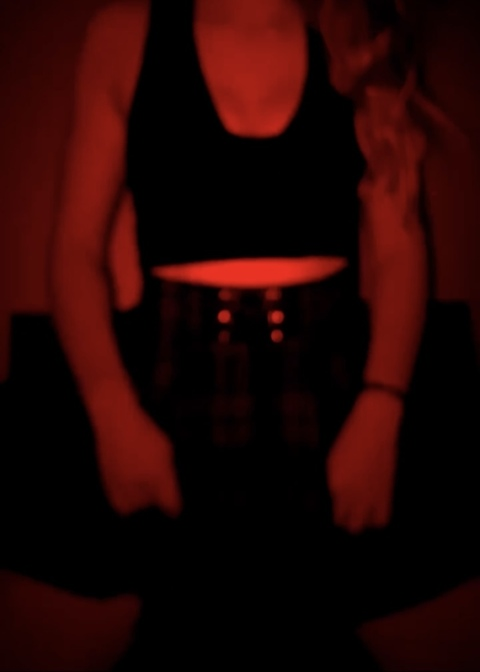 Roxy @fauxyroxy cover picture