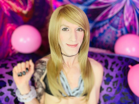 Fay Valentine69 @fayvalentine69 cover picture