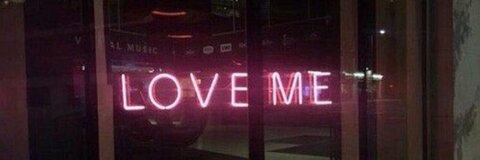 Rafaela @fireontrip cover picture