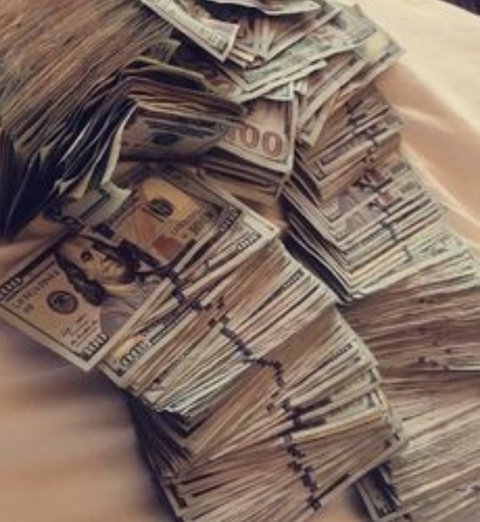 linda @goldz.x cover picture