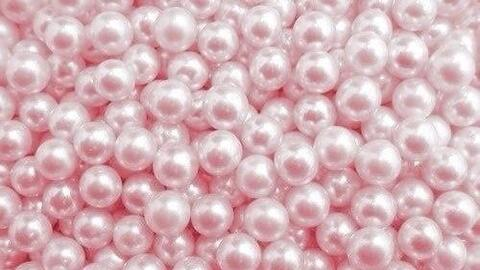 Laura @guesss3211 cover picture