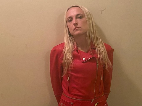 Guinevere @guinevereblackisbetter cover picture