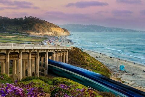 Gwen J. @gwenjayde cover picture