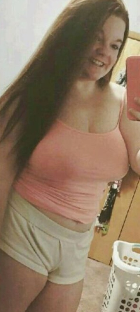 Hallie @hallierogers cover picture