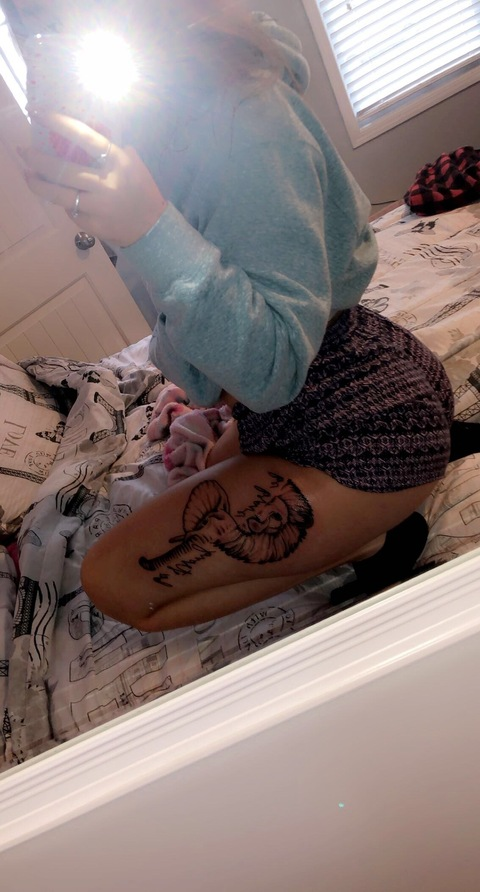 Hannah @hanshea cover picture