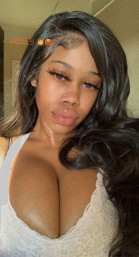 HONEY BUNNZ🔥🍯🖤 @honeeyshw cover picture