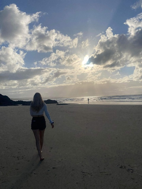 Bree @honeybree21 cover picture