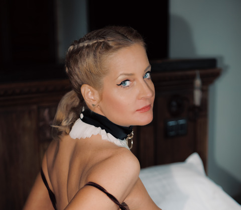 satynequeen @ice_siren cover picture